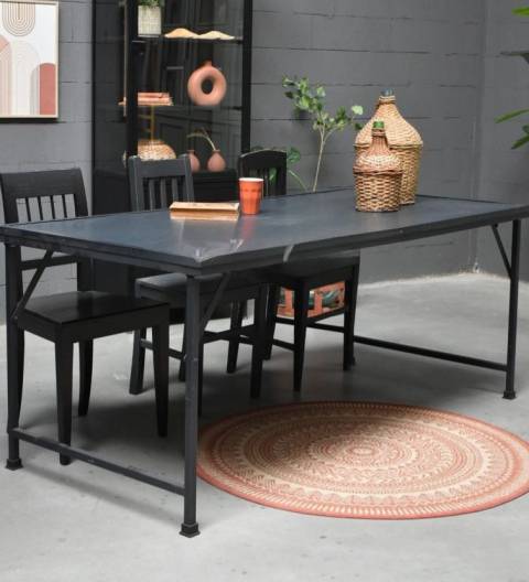 Grand Folding Table